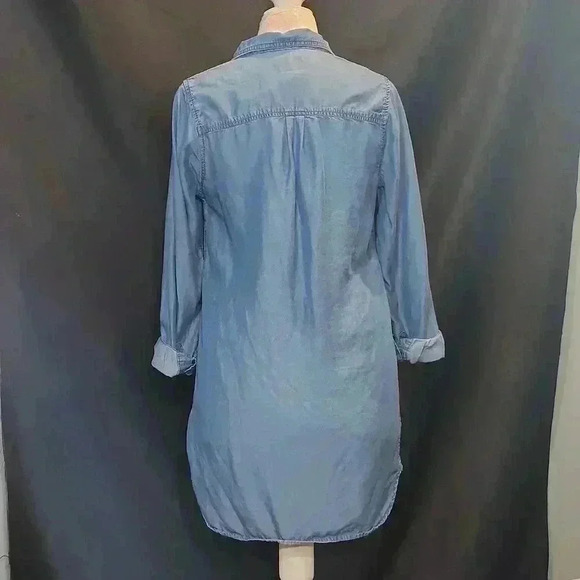 Forever 21 Long Sleeve Button Up Dress - Picture 3 of 9